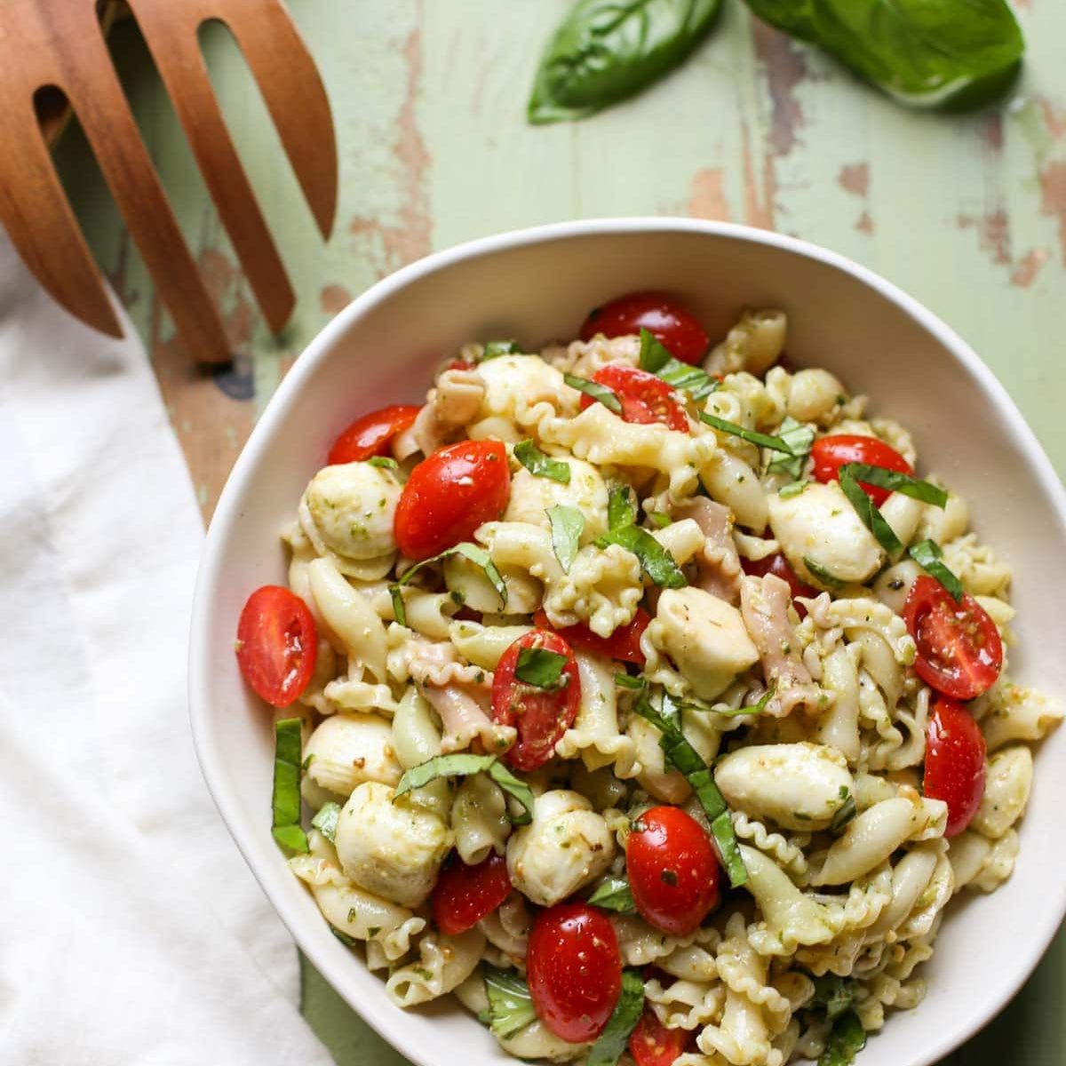 Caprese Pasta Salad - World of Pastabilities