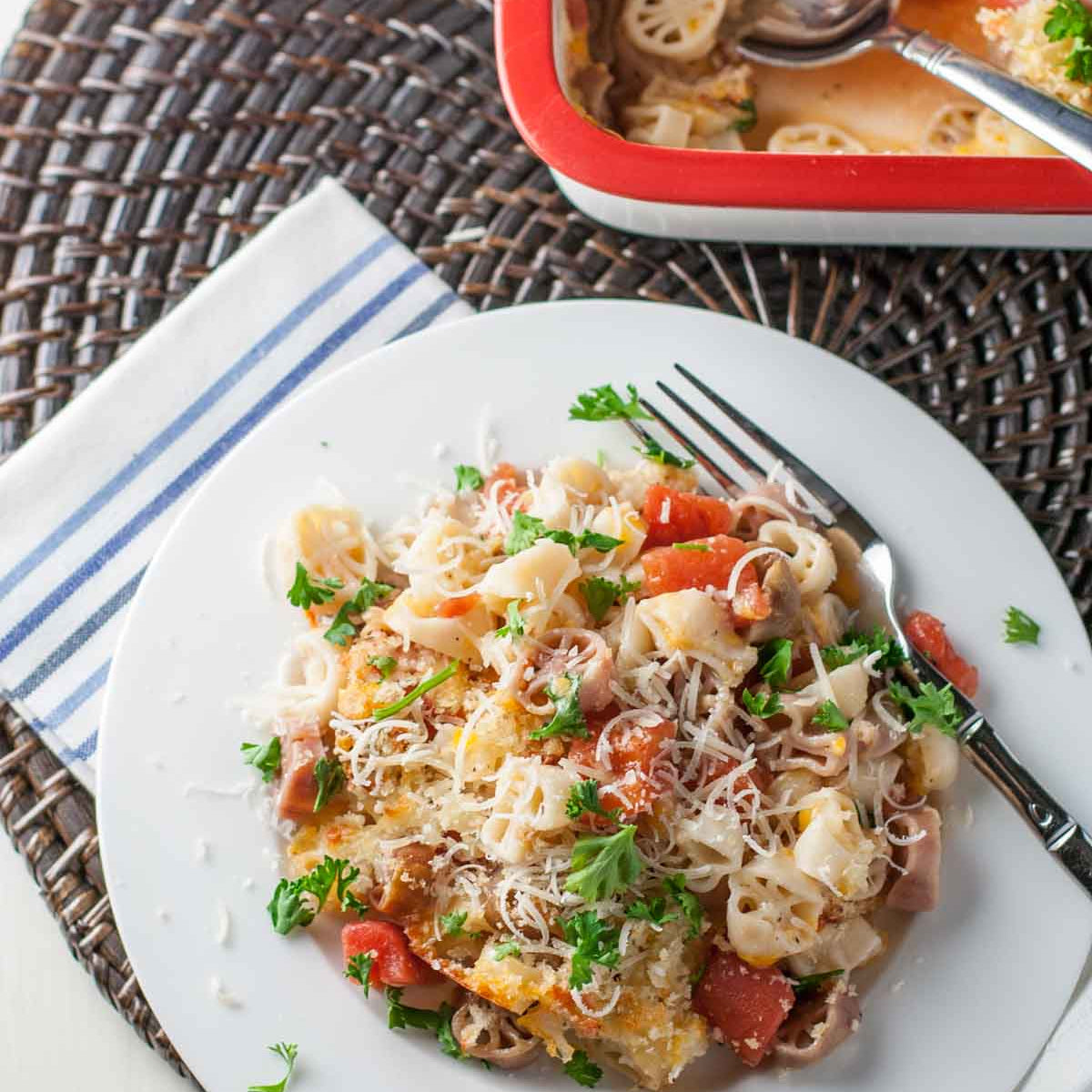 Light Mac and Cheese with Tomatoes - World of Pastabilities