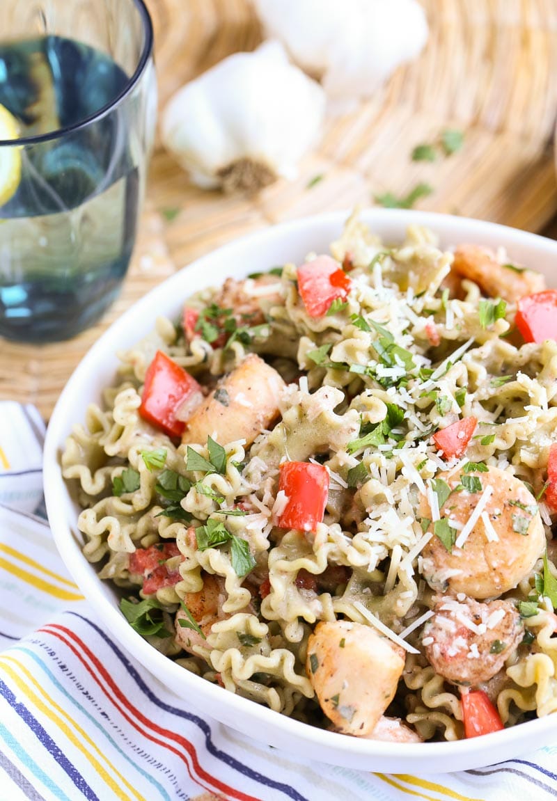 Spinach Basil Garlic Pasta Ruffles with Light Creamy Seafood – World of ...